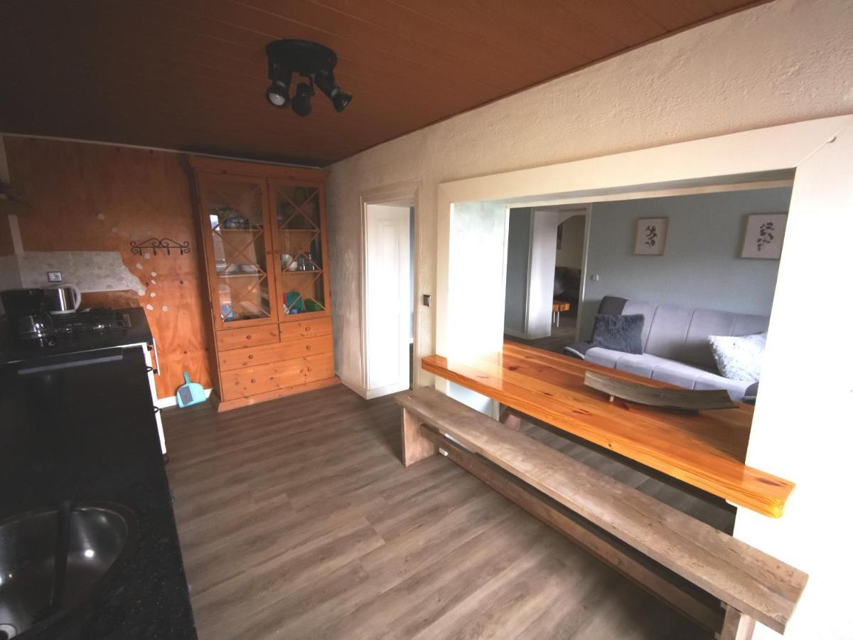 Mooi Ruim Appartement In Antieke Stadsboerderij Schonecken ภายนอก รูปภาพ
