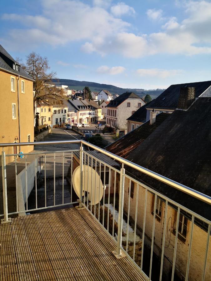 Mooi Ruim Appartement In Antieke Stadsboerderij Schonecken ภายนอก รูปภาพ