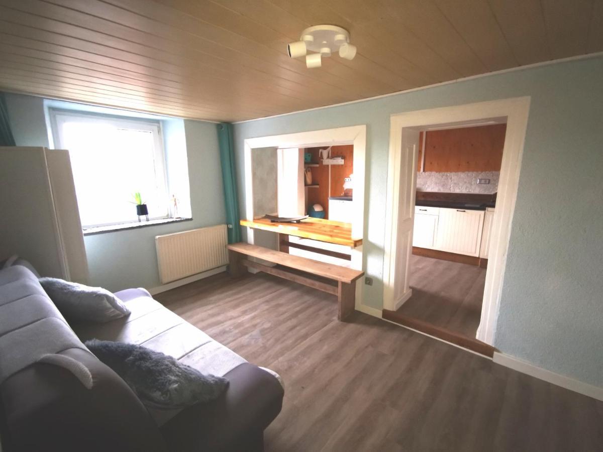 Mooi Ruim Appartement In Antieke Stadsboerderij Schonecken ภายนอก รูปภาพ