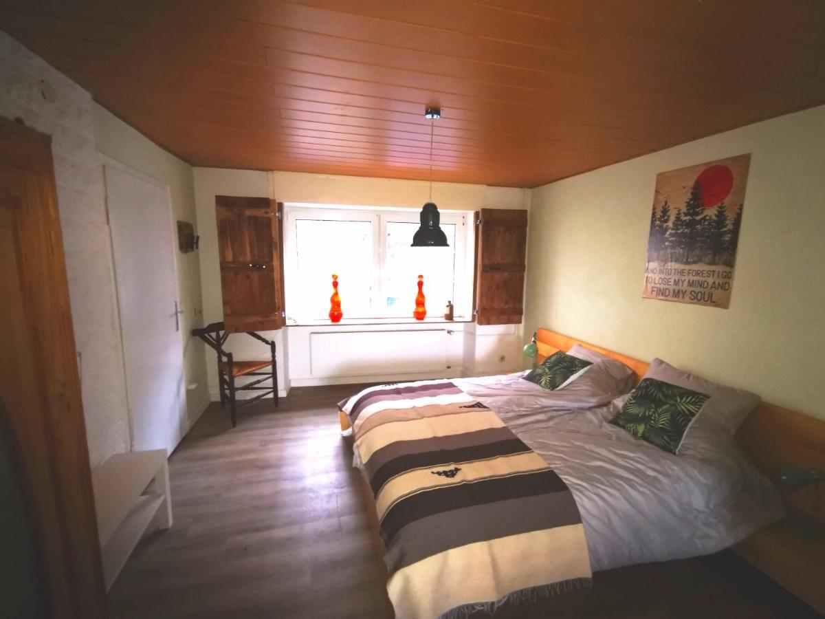 Mooi Ruim Appartement In Antieke Stadsboerderij Schonecken ภายนอก รูปภาพ