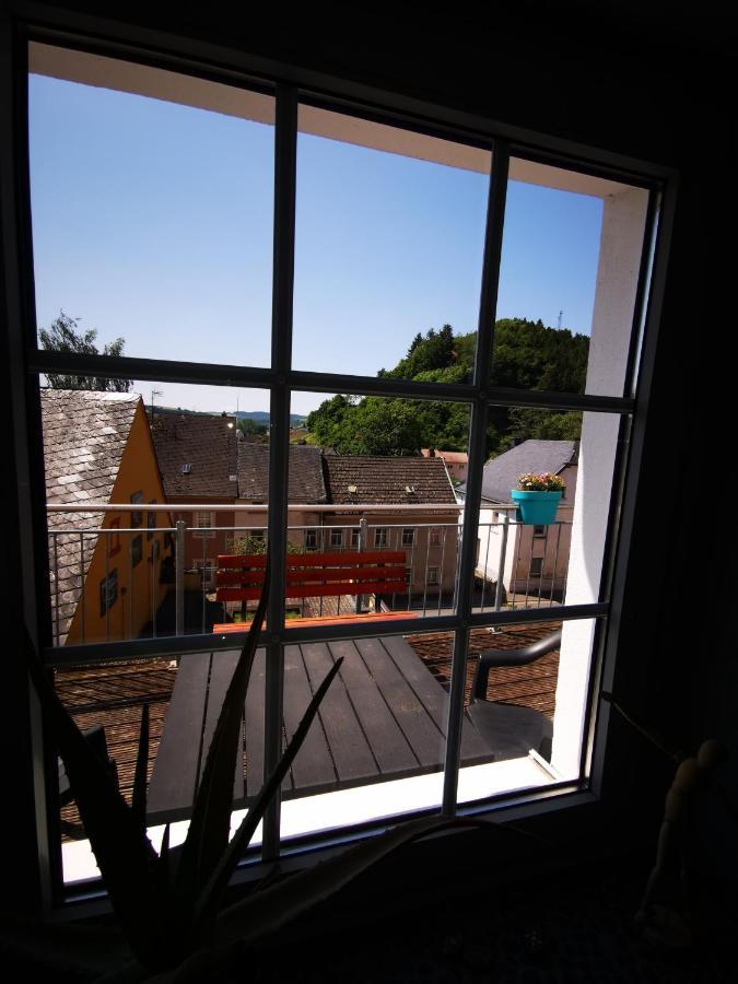 Mooi Ruim Appartement In Antieke Stadsboerderij Schonecken ภายนอก รูปภาพ